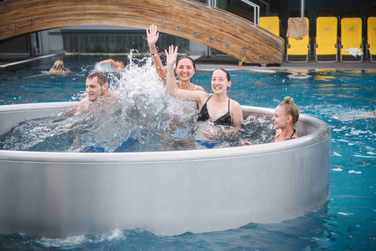 Seznamovák Brno MUNI VUT MENDELU VETUNI - Aqualand: Vodní šílenství